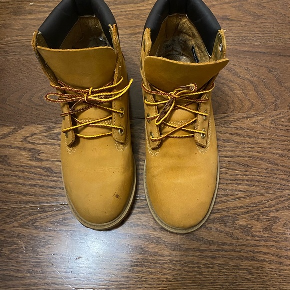 Timberland Boots - Picture 2 of 16